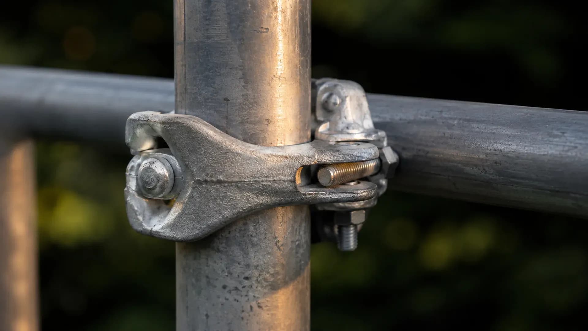 Makroaufnahme einer Gerüstkupplung